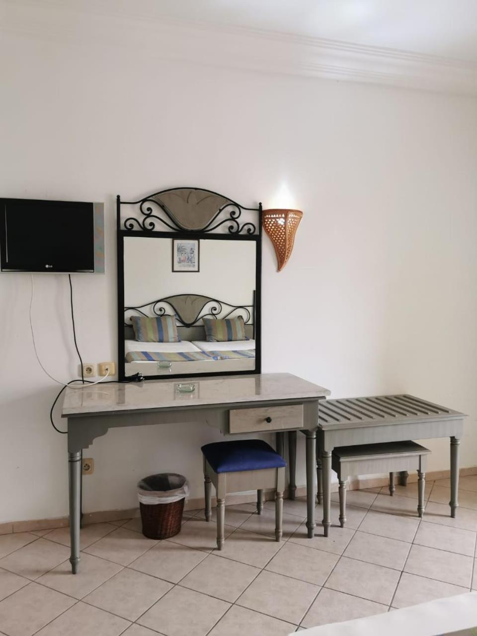Hotel Diar Yassine Midoun Luaran gambar